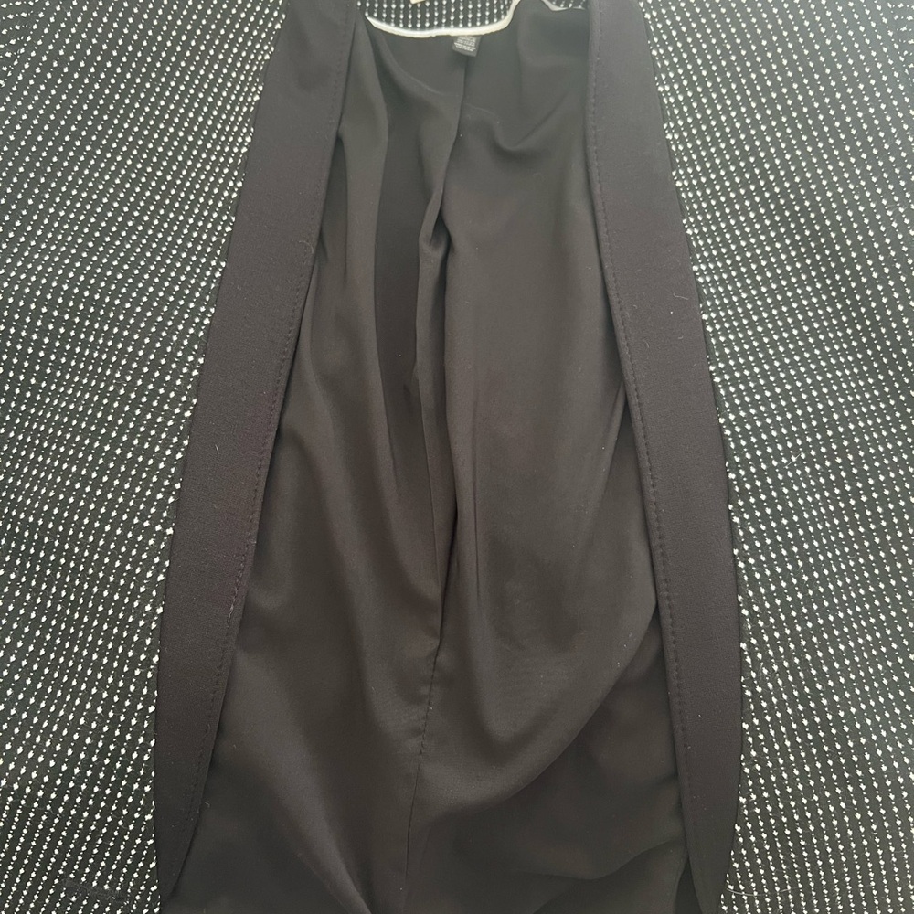 Elegant Black Sleeveless Dress